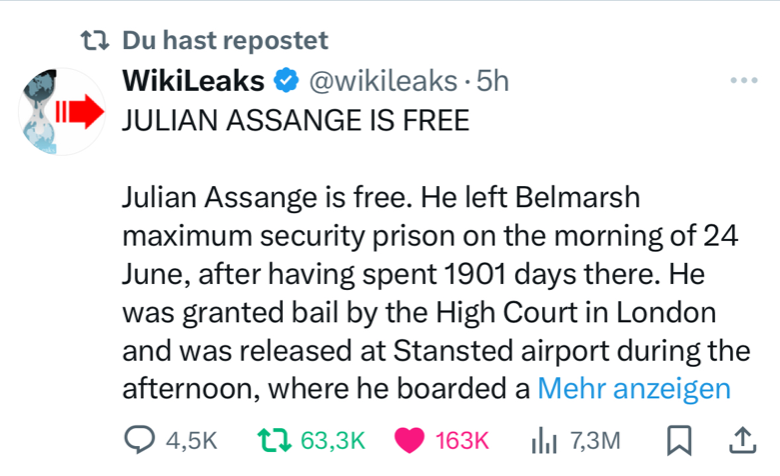 Screenshot eines Tweets von Wikileaks auf X beginnend mit "JULIAN ASSANGE IS FREE"