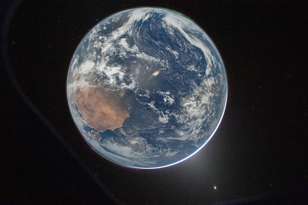 “Hello, World”-Foto, aufgenommen von NASA-Astronaut Reid Wiseman.