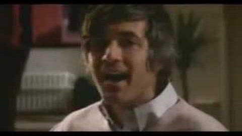 Vorschaubild zum Video. Aktivieren, um das Video zu laden und abzuspielen.